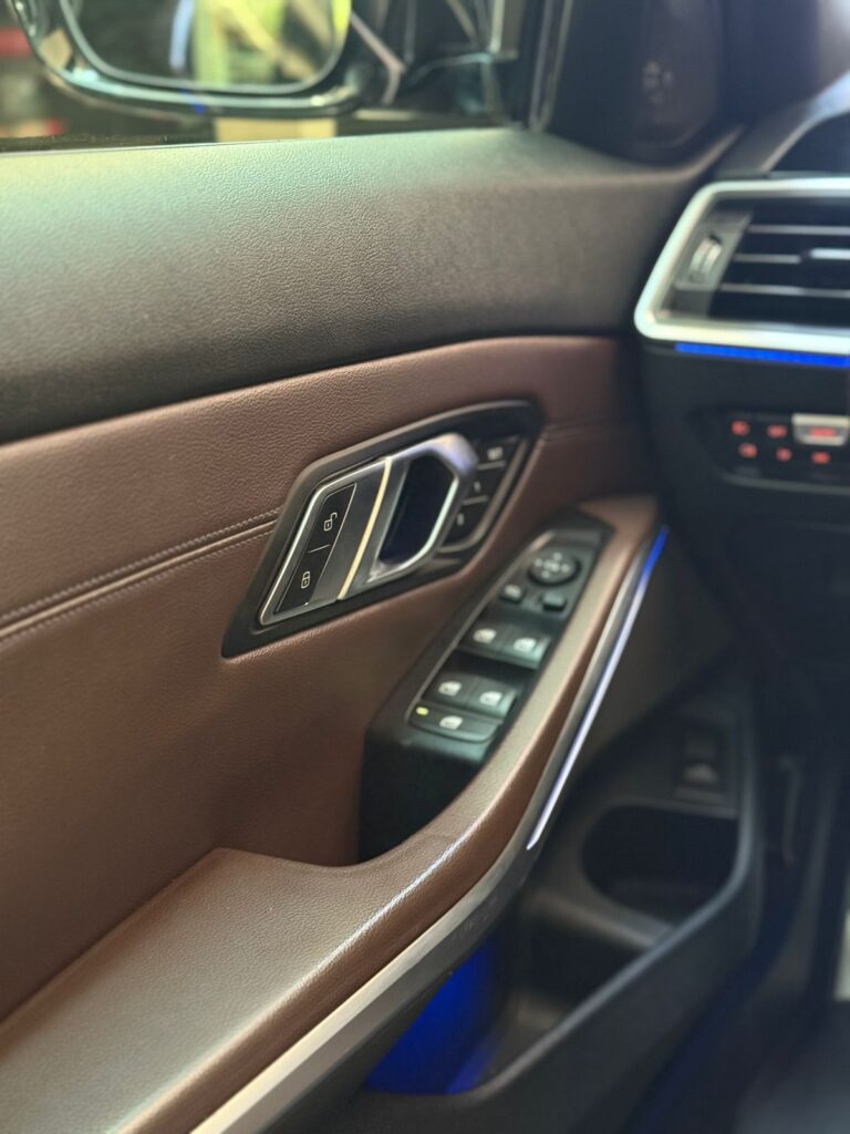 4a8053f9-3c49-4836-9a70-b338577a6866